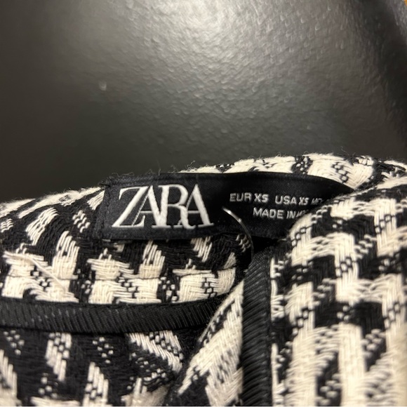 Zara Houndstooth Peplum Skirt - Picture 4 of 4